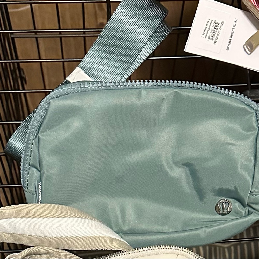 Lululemon crossbody bag NWT